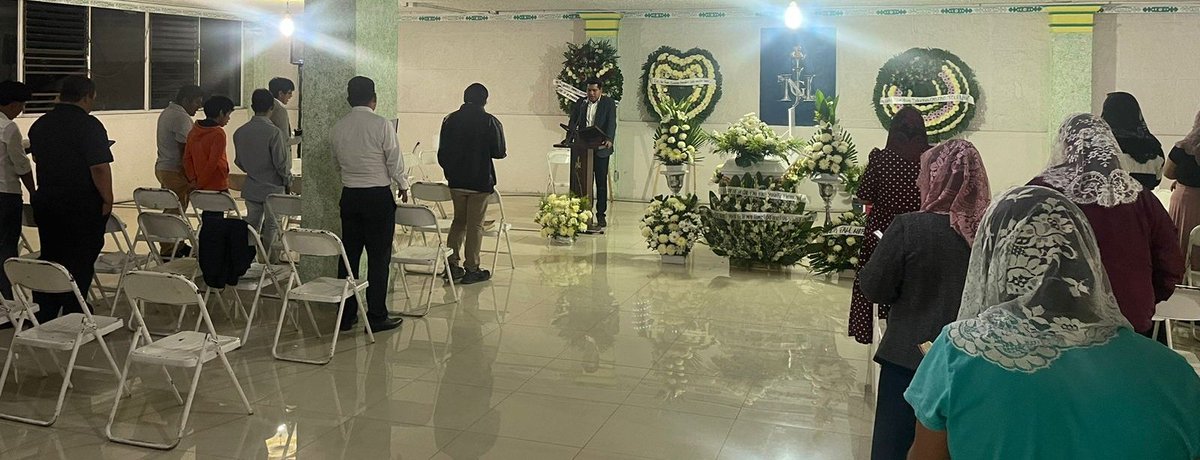 JosueBonilla229's tweet photo. Cuan #DULCE será en el cielo, pasadas las penas aquí, volvernos a ver reunidos con nuestros #AMADOS ahí, por todos los siglos eternos, que dicha #INEFABLE ha de ser, estar en presencia de #CRISTO gozando de eterno #PLACER...✨️ https://t.co/fngy2l19k8