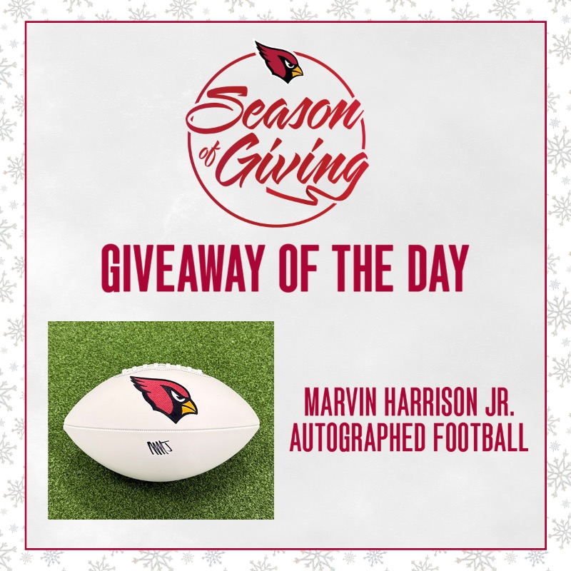AZCardinals's tweet photo. Before the fun gets started who wants a signed @MarvHarrisonJr ball? 👀