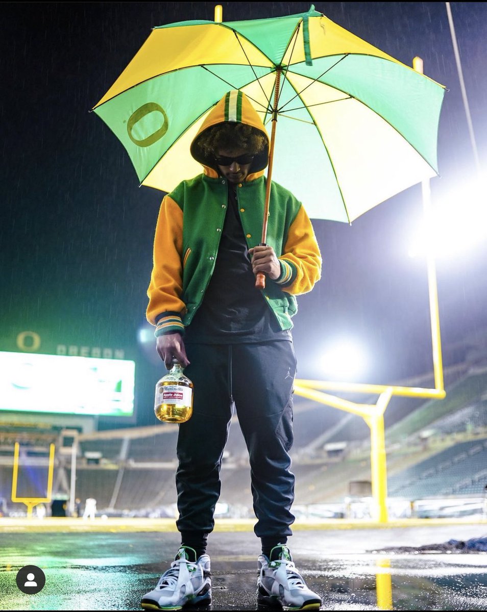 This is my contribution to Dante Moore trending on Twitter. 

He’s QB1 next year btw and I will not entertain other options 🦆 #GoDucks