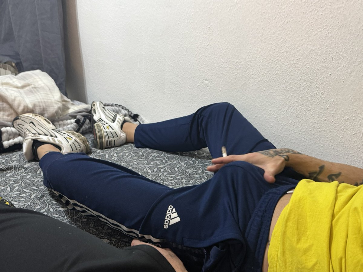 OskiitaR_WeeD's tweet photo. Subscribe to my vip page 🔞 #onlyfans to see the new video with my bro 
@TomyBras 
https://t.co/g5LRAUJVMR

@TomyBras 

https://t.co/0Uff9w2ocl

#onlyfans #cam4 #cashmaster #fitdom #nike #chavs #brazil #brotheragem #smoke https://t.co/AUJB5Y1jvj