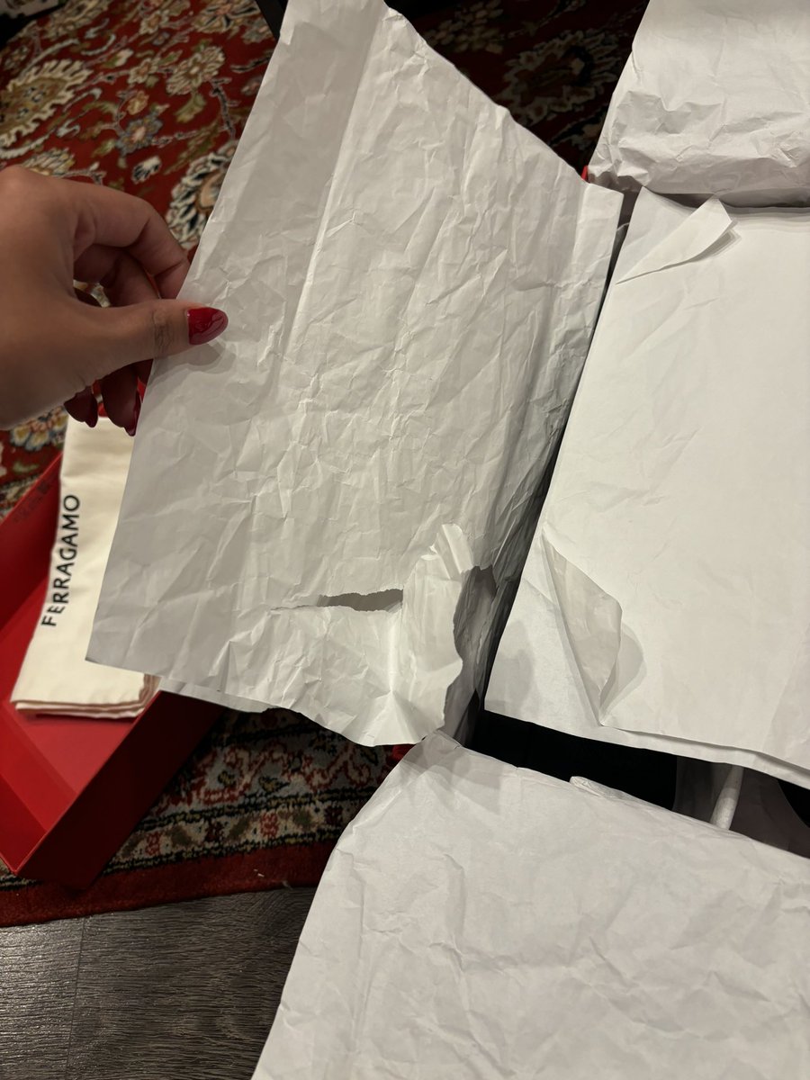 salteemilk's tweet photo. I ordered Ferragamo loafers from @SSENSE as a Christmas gift and got sent used shoes with scuffed packaging &amp; missing items. They also sent me the wrong item, &amp; bc it was missing its shoe trees, the shoe has begun to sag. And yet it’s my second day reaching out with no update https://t.co/KX4TUXY9CV