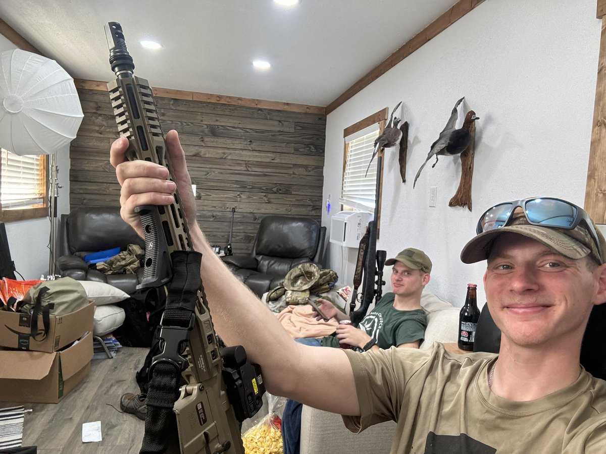 Darkwolf9375 tweet media