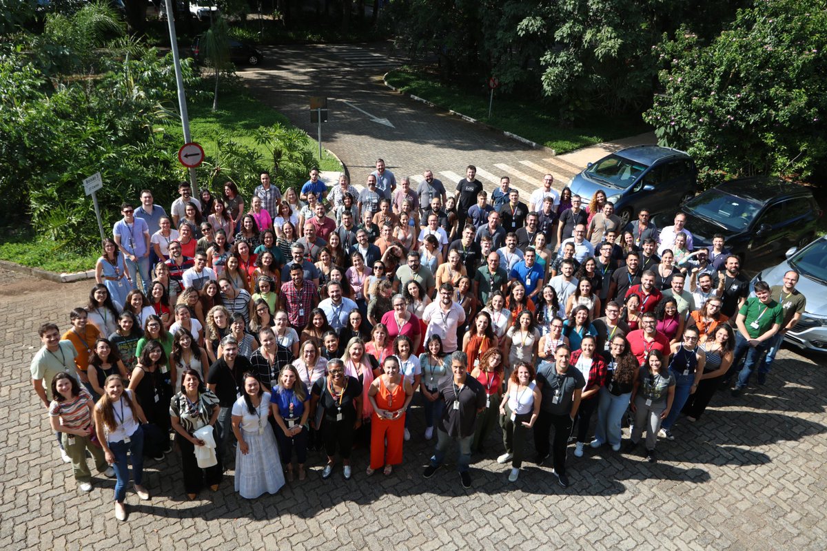 jcquilles's tweet photo. Brazilian National Laboratory of Biosciences 2024 - so proud to be part of this 🇧🇷🧬🔬🧫 https://t.co/jEMa9FAoGl