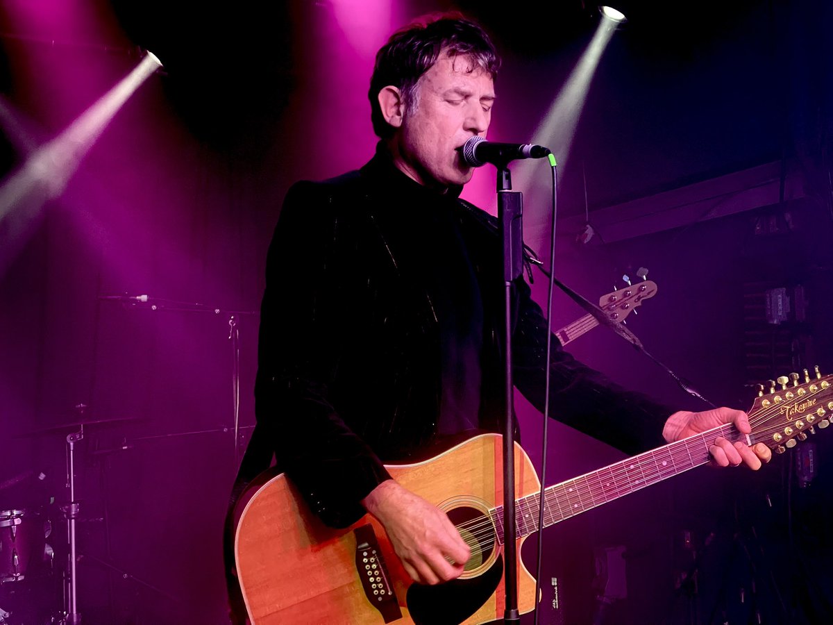 Amazing night seeing <a href="/MyLifeStoryUK/">My Life Story</a> now off home to have a walls viennetta