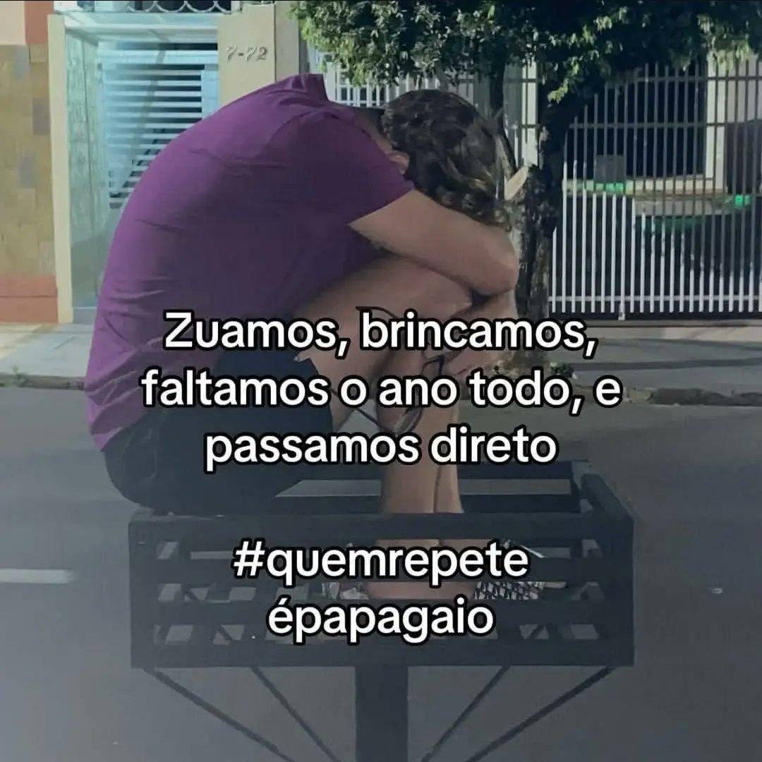 paularosiska's tweet photo. Você, aluno de escola pública, zoou o ano inteiro, não fez nada e ainda passou de ano?

Está surpreso? Deve pensar que os professores o adoram ou que você os fez de trouxas. https://t.co/3OpzKeiBRE