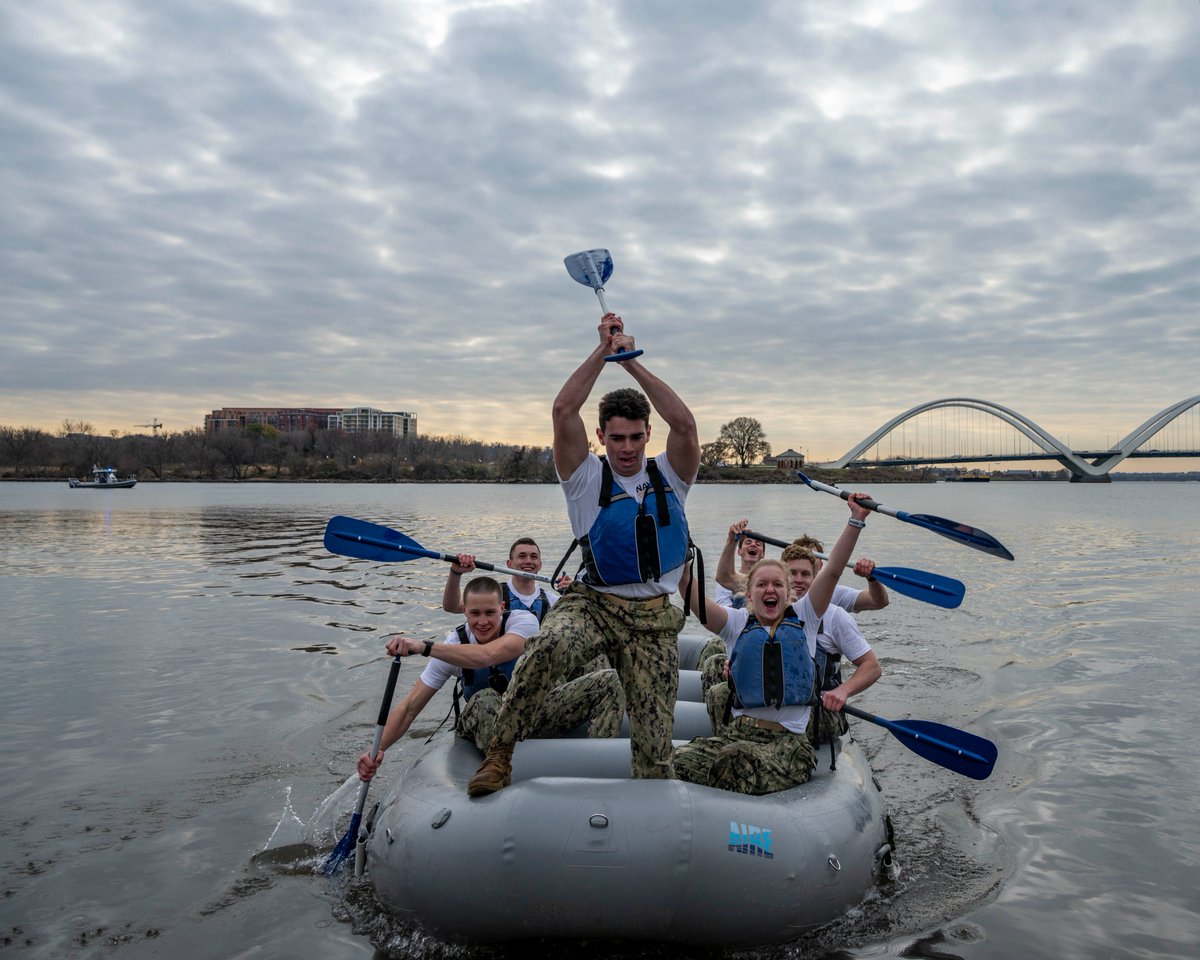 U.S. Naval Academy tweet media