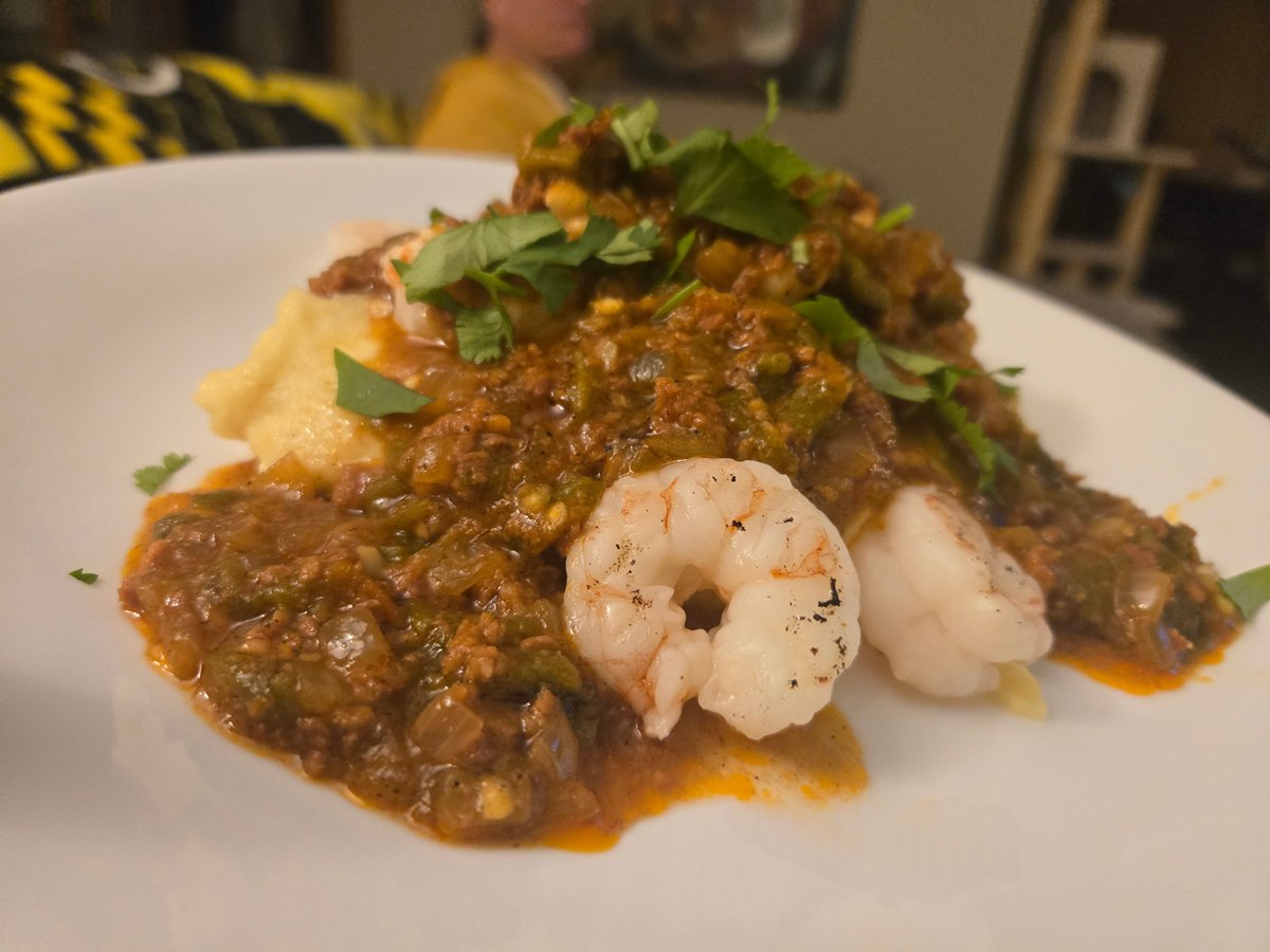 RetskeFarm's tweet photo. My husband was craving shrimp &amp; grits. I had chorizo so I channeled @PatiJinich and made this version with fire roasted chiles &amp; tomatoes. It was delicious. https://t.co/0OhHmruOO1