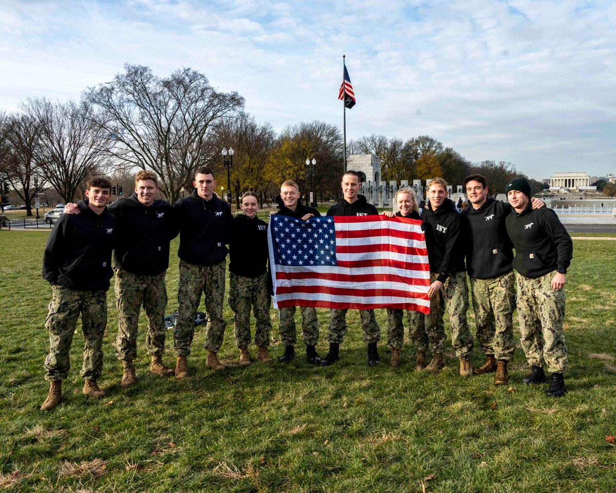 U.S. Naval Academy tweet media