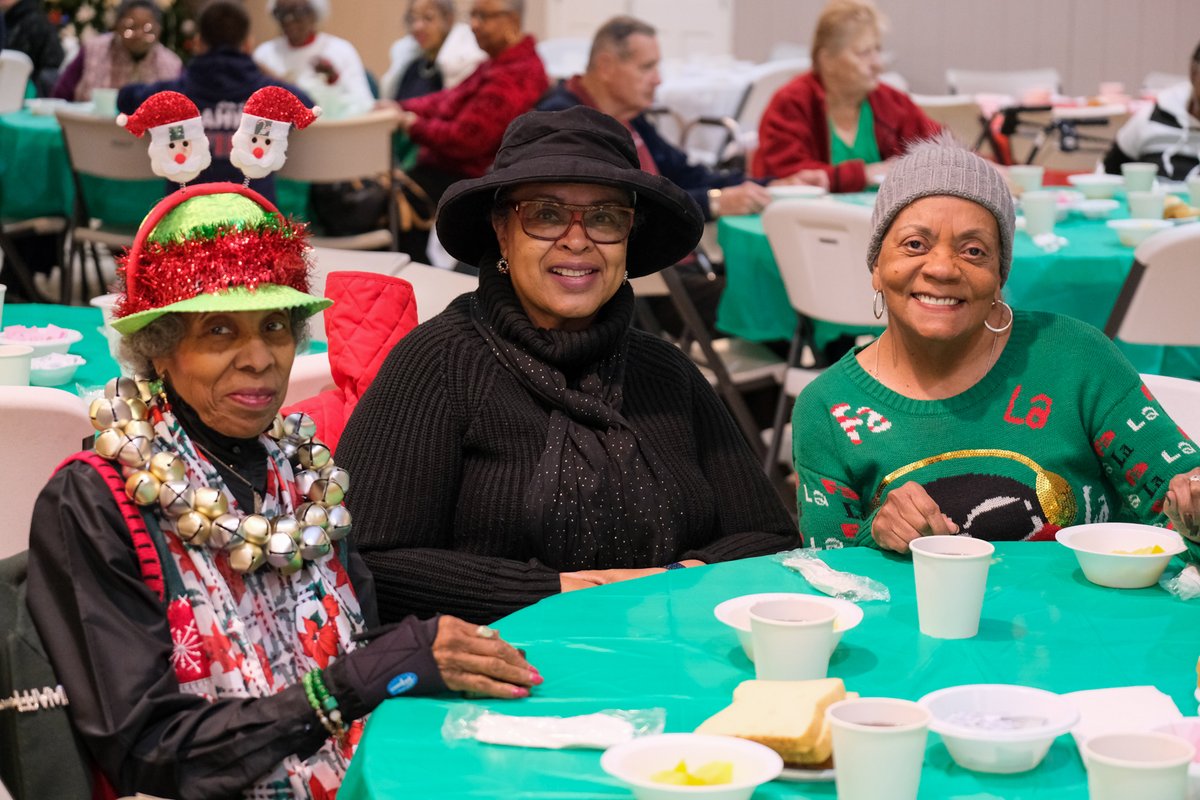 🎄🍴 A heartfelt thank you to Rahway FMBA Local’s #33 &amp; #233 for hosting the Senior Citizen’s Holiday Dinner! Delicious food, great company, and holiday cheer brought us all closer. ❤️ Grateful to our seniors &amp; volunteers for making it special! #RahwayFamily #HolidayCheer