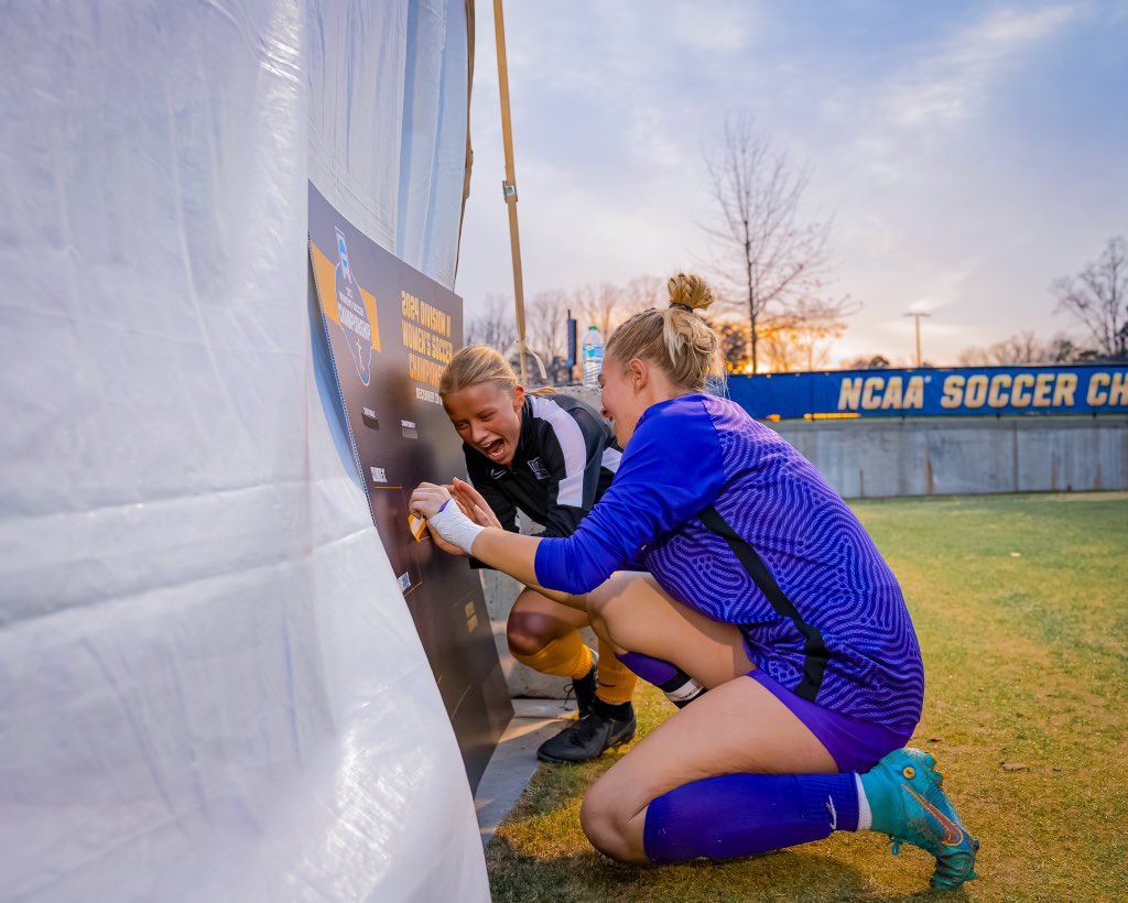 MinnStSoccer's tweet photo. For the first time in program history, we’re headed to the ship! https://t.co/Pf0ojVNPVO