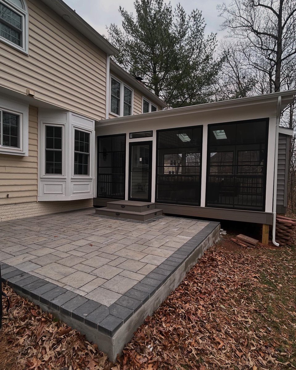 loneW0LF19's tweet image. Wrapping up this awesome project today, complete pictures soon.  🔥 
#outdoorliving 
#custombuilt