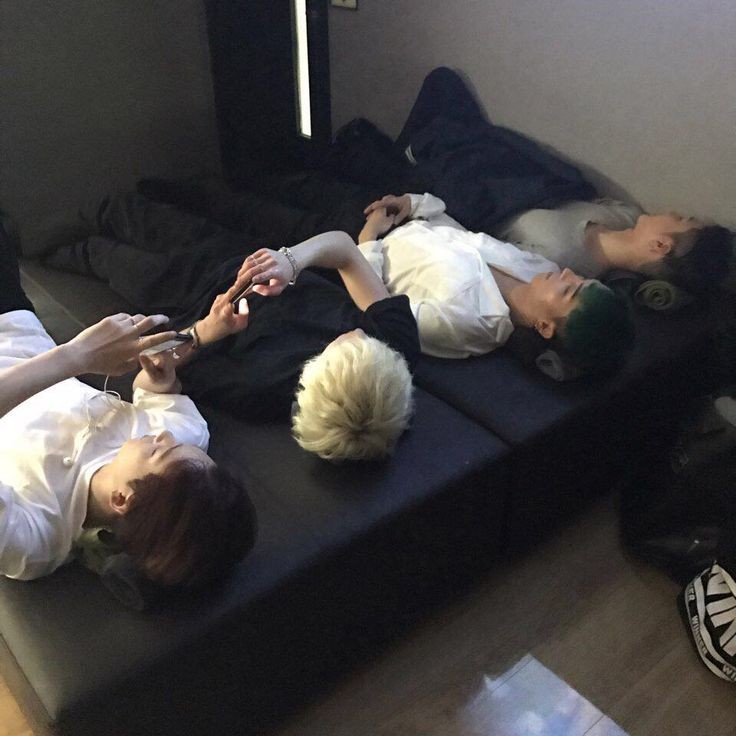 innercircleww's tweet photo. D-10 WOT4 ππππ
#AllTimeWINNER
#WINNER #μλ @yg_winnercity @yginnercircle https://t.co/hNF6rFfKFr