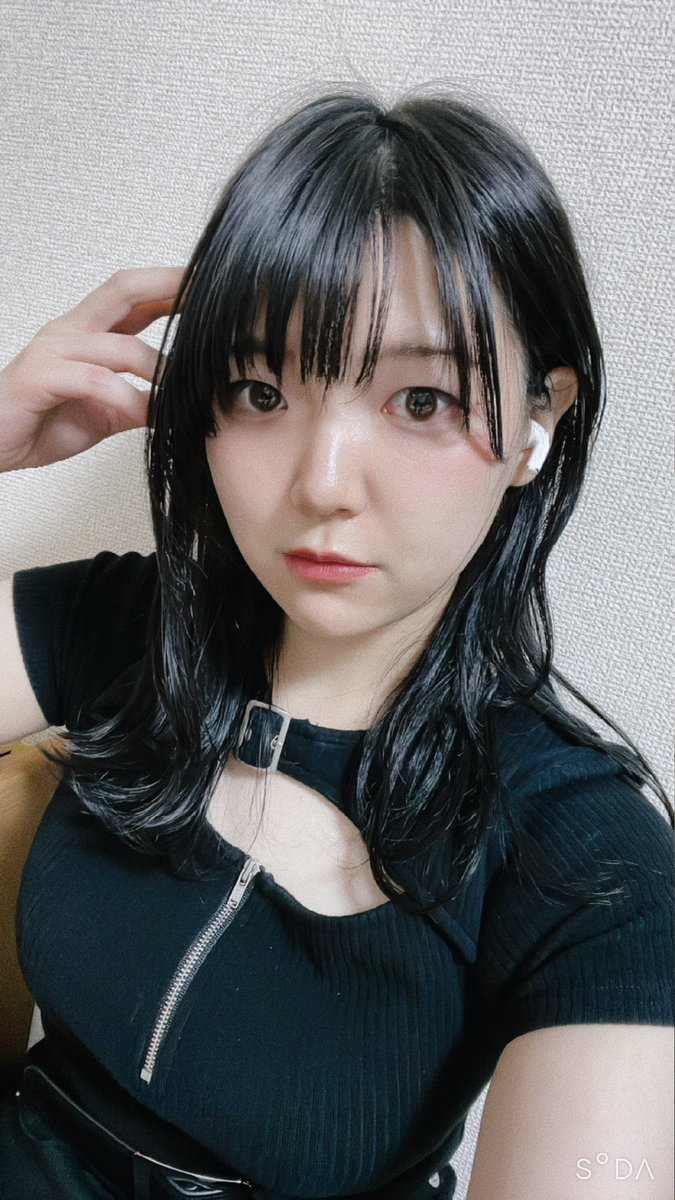 YuY_HoriuChi_'s tweet photo. 左は2年前だって

おはようございます https://t.co/Lm19pv908X