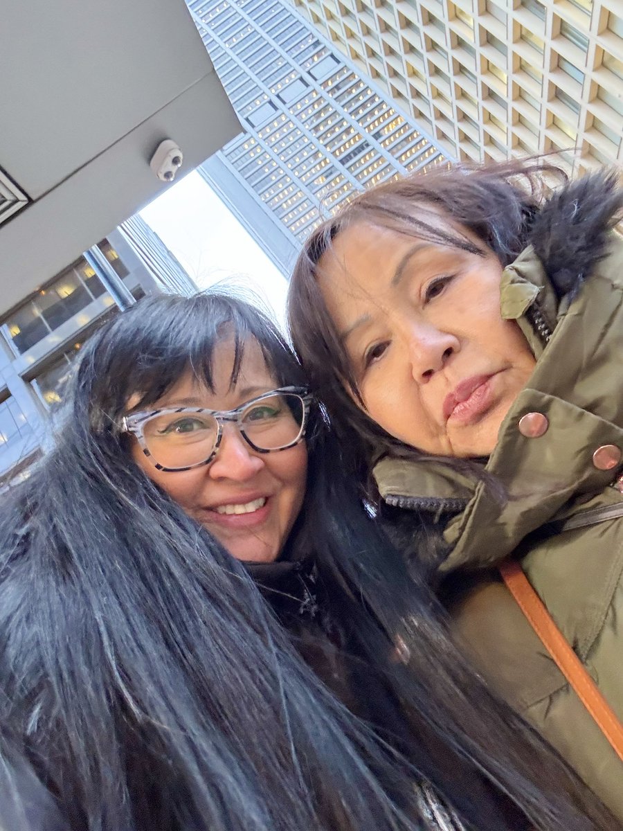 HotPinkMarkerII's tweet photo. I love my mom. 💗We love Chicago. 🏙️ @cbschicago https://t.co/xhZdmiAVly