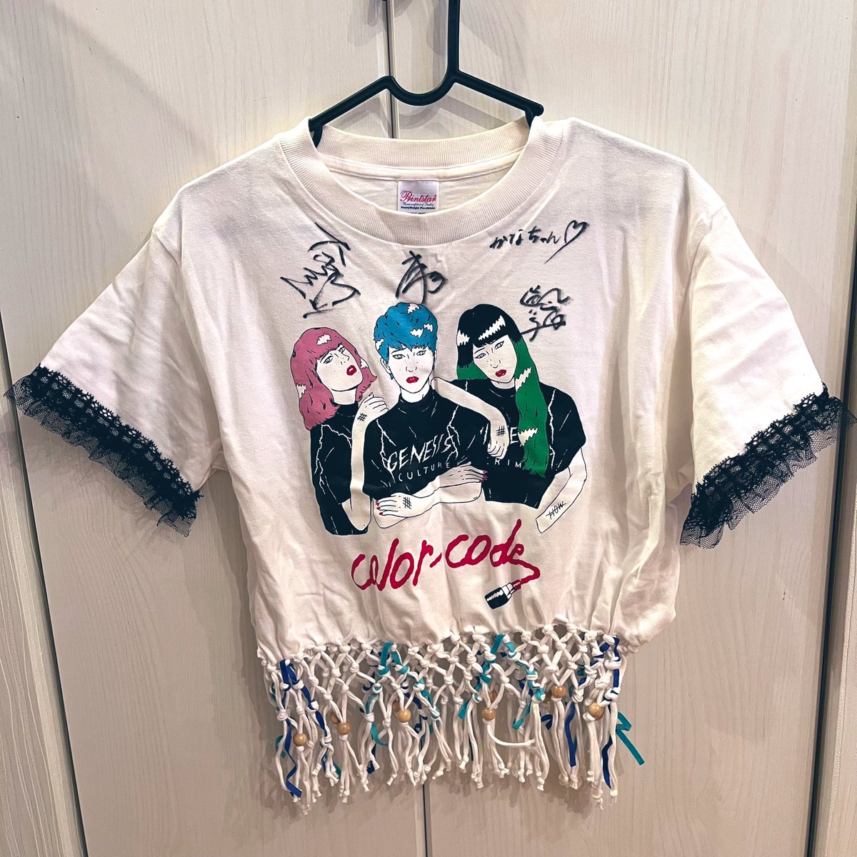 K_A_N_A_tter's tweet image. 遠征準備してたら、、、
初期のライブT出てきた😳🩷ྀི💙ྀི💚ྀི
リメイクしてたけど、自分でもよくやったな〜と自画自賛して見てしまった笑
バクステの時のライブだね、これ🤭
準備にわくわく。
今日頑張ったら明日飛びます✈️
#colorcode
#安川摩吏紗