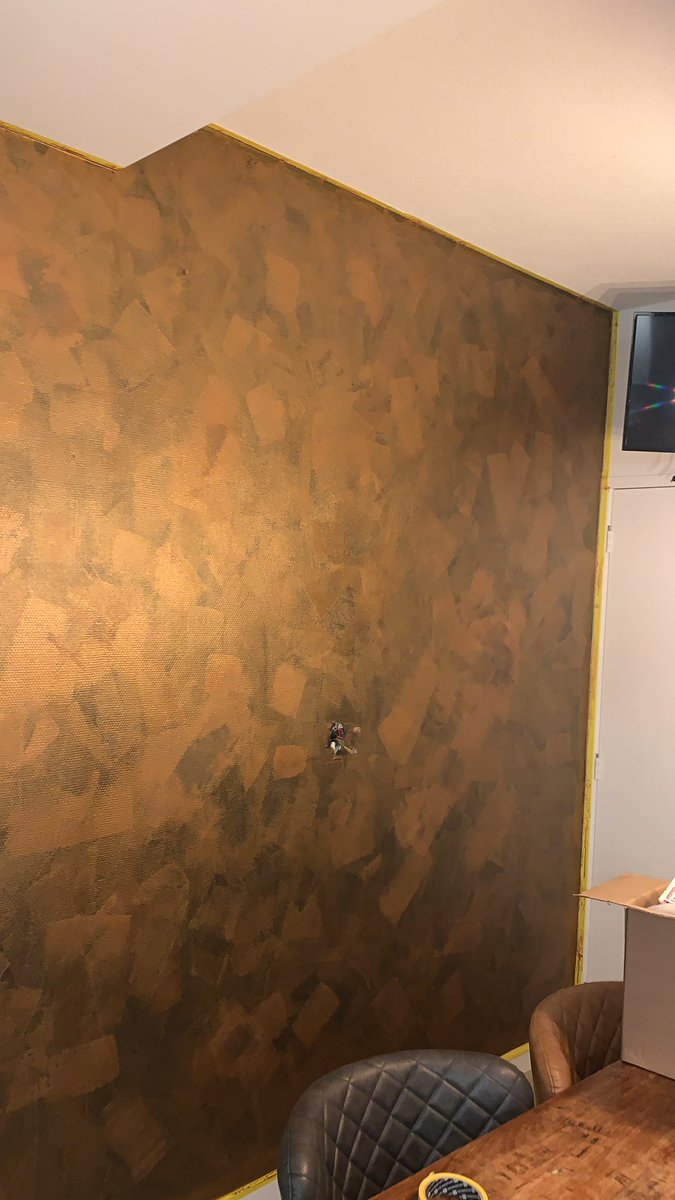 erictimmert's tweet photo. Wat mij bezighoudt? De muur in ieder geval niet meer #nieuwkleurtjeopdemuur #epodex 
Ik zeg: geslaagd 🥳
En dat op vrijdagavond.. https://t.co/5xweWXSjM3