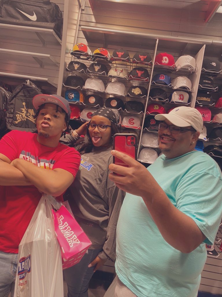 datsbrando's tweet photo. All praise to the most high 💙‼️just for you Brodie. Miss you every day like it’s the first time hearing you went up. Love you brudda. EVERY DAY A NEW DAY TO CELEBRATE YA BRUDDA SO IMA DO DAT 🕊️‼️#️⃣L.L.A‼️ https://t.co/17SDqi0img