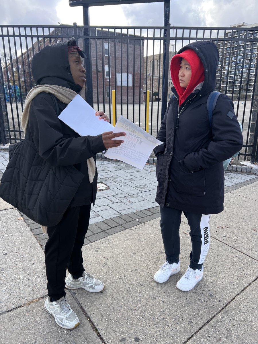 springstclimate's tweet image. Assembly Member @nily: We&apos;re canvassed outside of your office to let your constituents know that you must fight for the #NYHEATAct this year!  We are counting on the state Assembly to get it done. Three years of failure is enough!