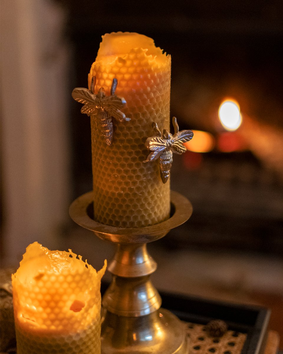 ApisCera's tweet image. Challenge: Light an Apis Cera candle, take a deep breath, and share your moment of zen. We'll repost our favorites! #ZenWithApisCera #PureLight