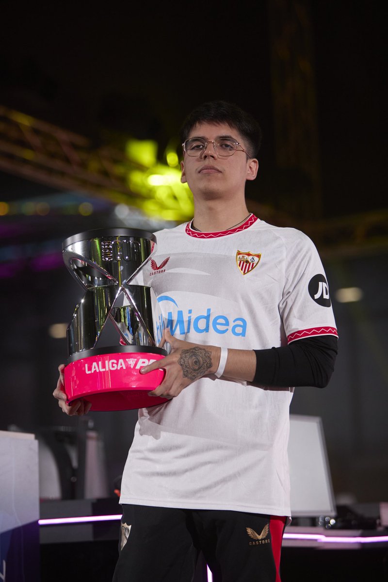 nicolas99fc tweet media