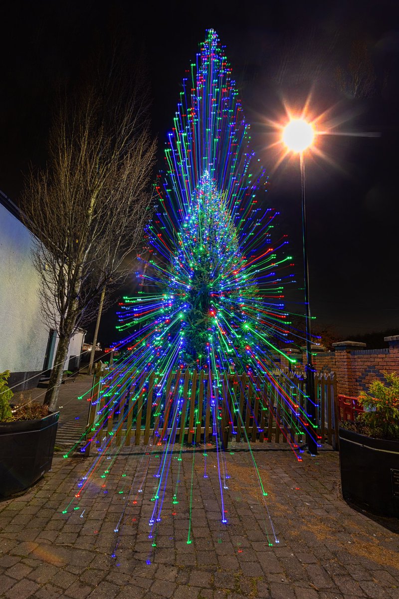 Steve Samosa (@stevesamosa) on Twitter photo Rainhill Village 🎄
#Christmas2024 #ChristmasLights #christmastree #rainhill #sthelens #NightPhotography #lighttrails
<a href="/ParishRainhill/">Rainhill Parish Council</a> <a href="/sthelensstar/">St Helens Star</a> <a href="/sthelenscouncil/">St Helens Borough Council</a> Rainhill Village 🎄
#Christmas2024 #ChristmasLights #christmastree #rainhill #sthelens #NightPhotography #lighttrails
<a href="/ParishRainhill/">Rainhill Parish Council</a> <a href="/sthelensstar/">St Helens Star</a> <a href="/sthelenscouncil/">St Helens Borough Council</a>