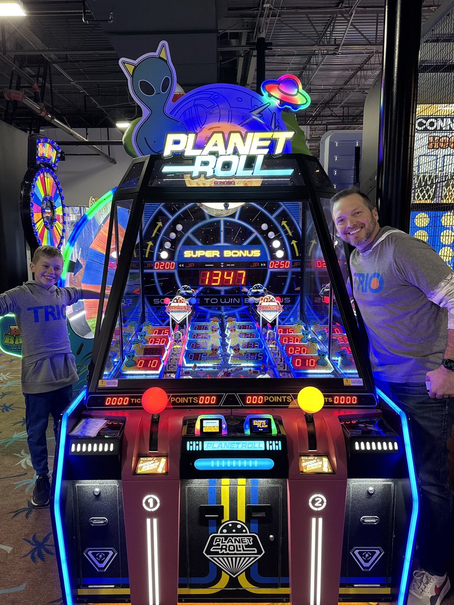 TRIOcpg's tweet photo. Last night, we joined our client, Malibu Jack's, to celebrate the Grand Opening of their brand-new location in Elizabethtown, KY! Congratulations to Malibu Jack's on this amazing milestone! 🌟  #MalibuJacks #GrandOpening #TRIOcpg #retail https://t.co/lxXOUTC6R8
