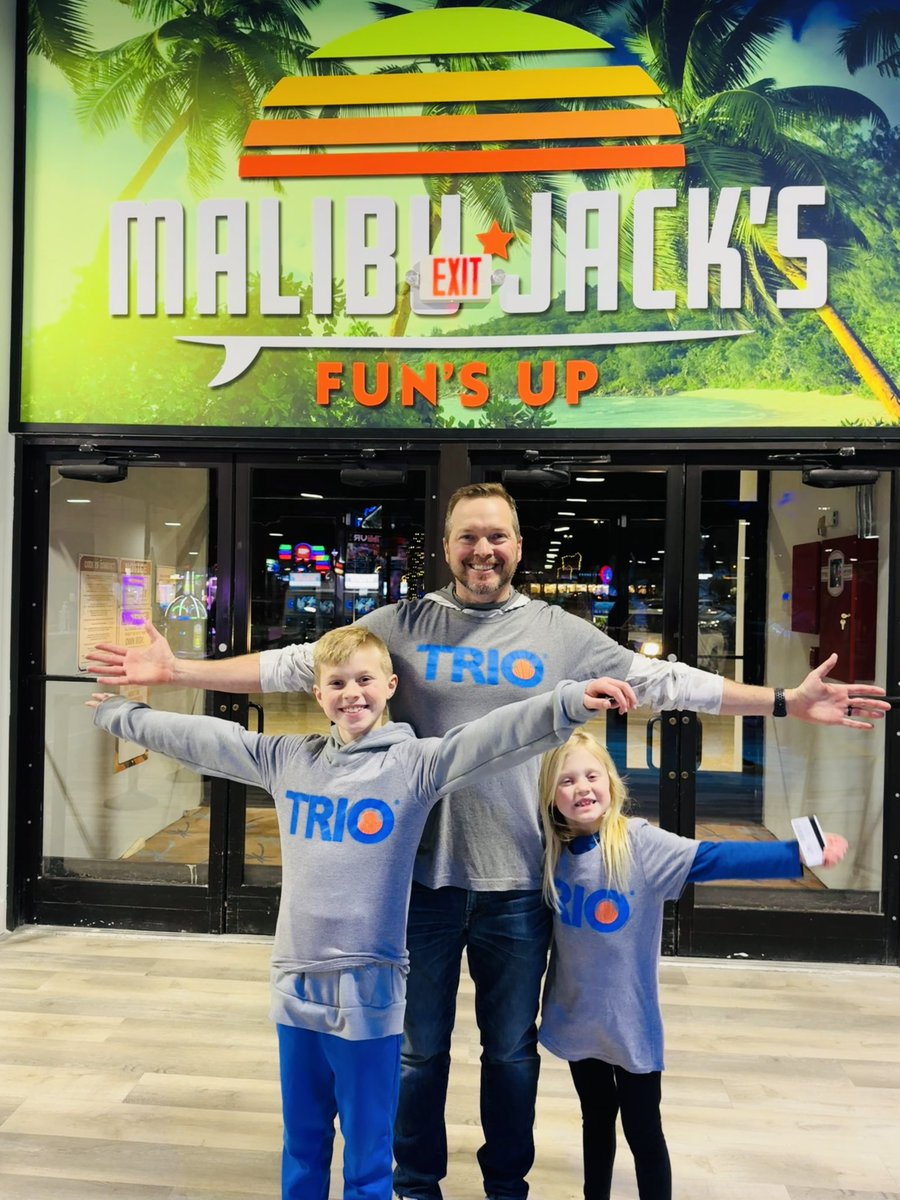 TRIOcpg's tweet photo. Last night, we joined our client, Malibu Jack's, to celebrate the Grand Opening of their brand-new location in Elizabethtown, KY! Congratulations to Malibu Jack's on this amazing milestone! 🌟  #MalibuJacks #GrandOpening #TRIOcpg #retail https://t.co/lxXOUTC6R8