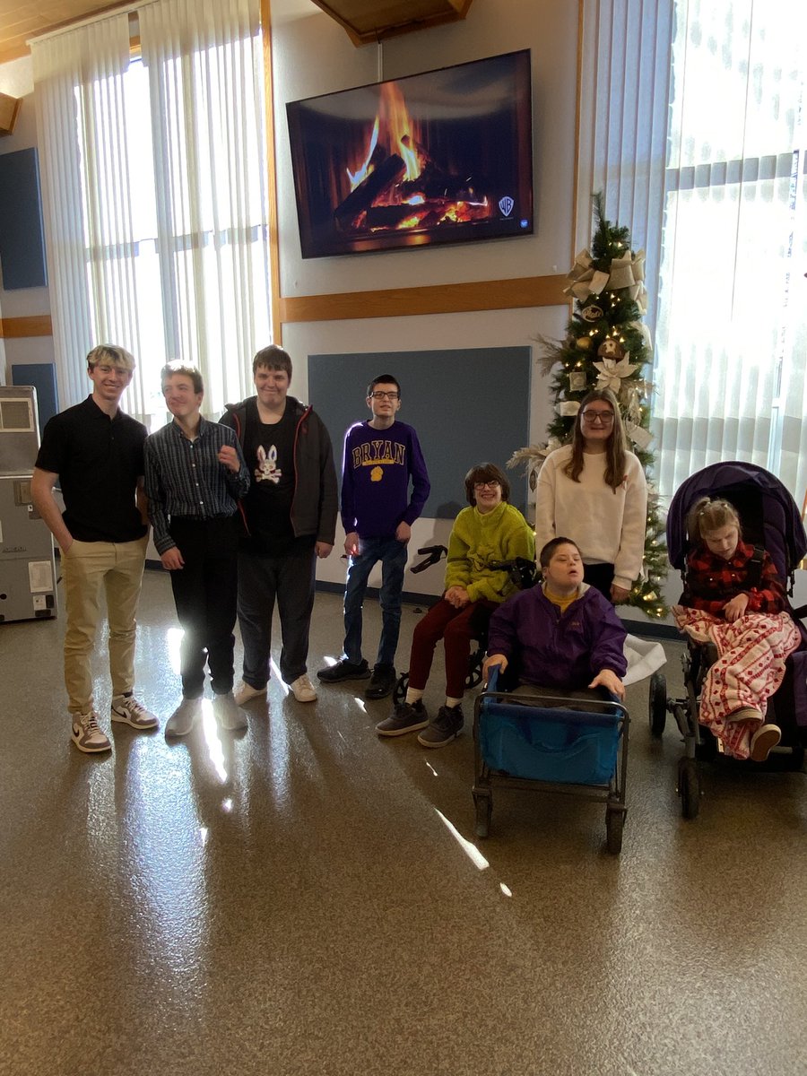 TDavie34's tweet photo. We had a wonderful time at the annual Rotary Club Christmas! #BryanBuilt #Room108isGREAT #MultipleABILITIES https://t.co/RvNppSGxAQ