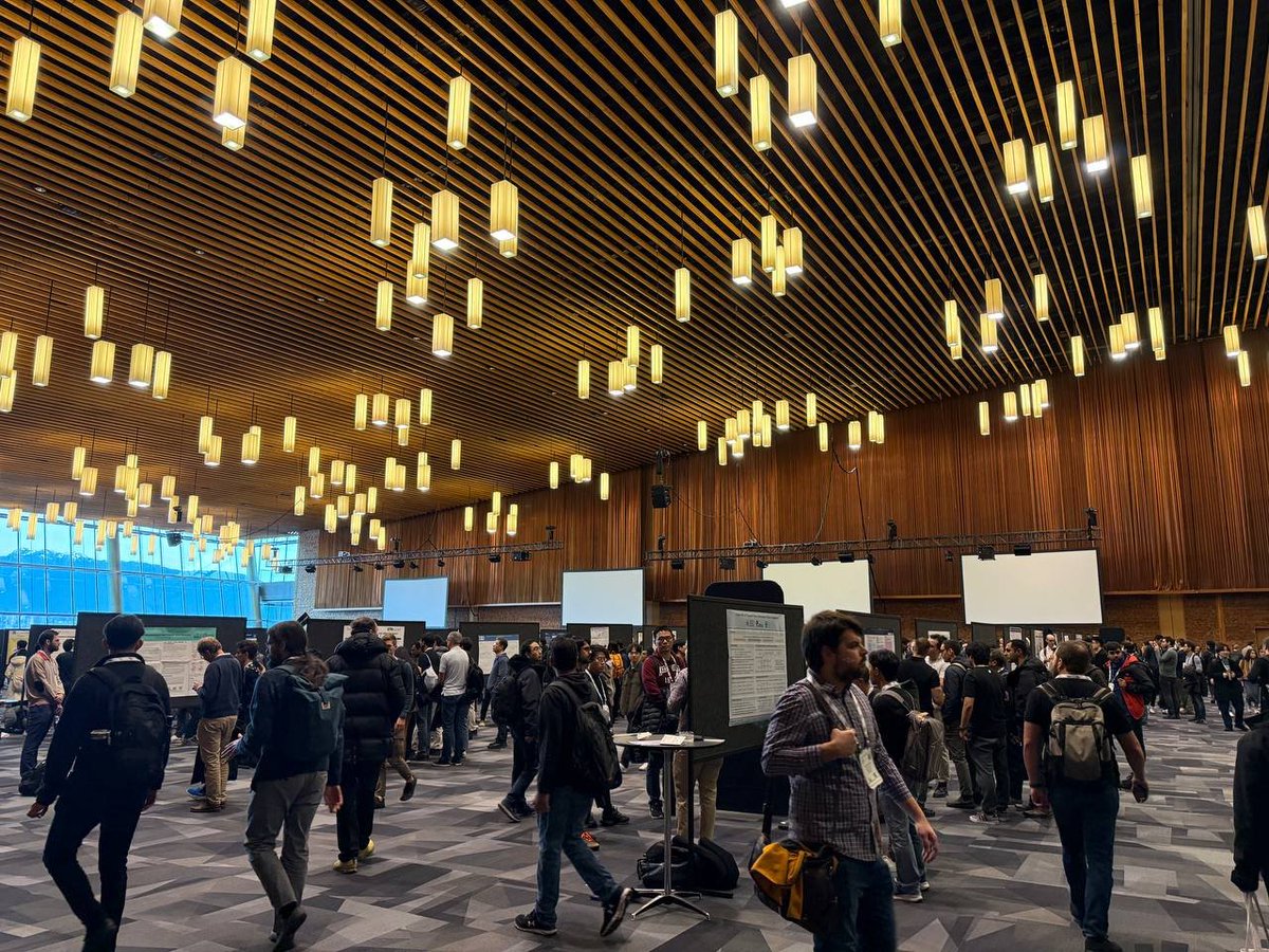 The Mecka team is at <a href="/NeurIPSConf/">NeurIPS Conference</a> 🤖 

Caught <a href="/elvisnavah/">Elvis Nava</a> from <a href="/mimicrobotics/">mimic</a> today

Come catch up if you're around and talk to us about human data for robotics