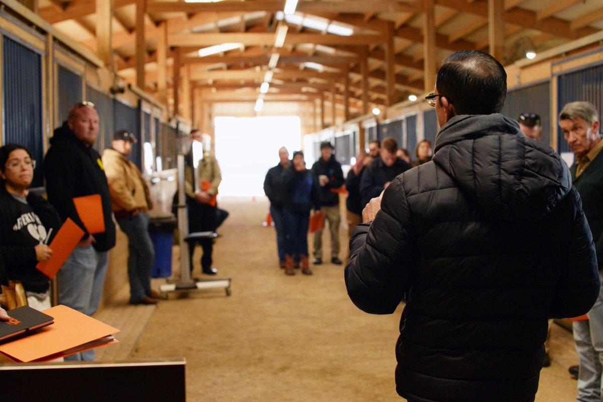 ASPCA's tweet photo. On #NationalDayoftheHorse, we're highlighting how the ASPCA recently welcomed 31 law enforcement personnel for a full day of equine training, consisting of horse handling and more. Click the link to read about the course and how to join future sessions. https://t.co/OoXeSzIS6x https://t.co/XJ2ACuTDQI