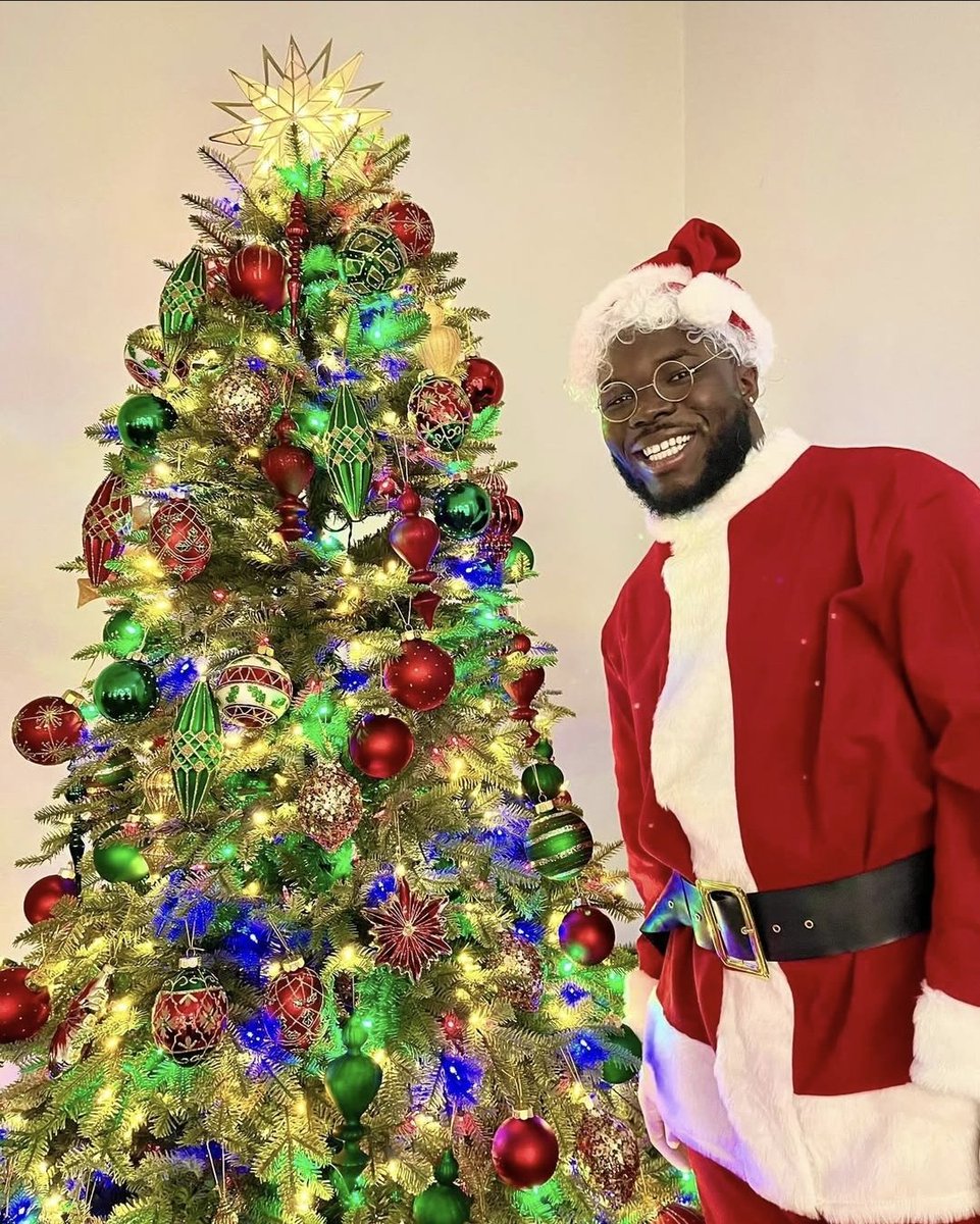 CleGuardPro's tweet photo. Cleveland #Guardians Jhonkensy Noel "Big Christmas" add for @balsamhill Christmas tree's and decor! https://t.co/dD2pzT7JJK