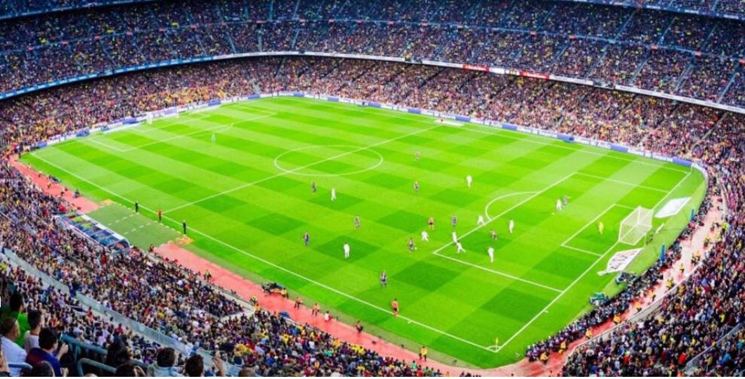 Artemisfornow's tweet photo. NET ZERO – If the UK hits its Net Zero target…

The reduction in CO2 is so small that it is the equivalent of removing 1 BLADE of grass from a football pitch and claiming you’ve made it shorter!

Can you see the con yet? 🤡 https://t.co/tGN2RlOzbt