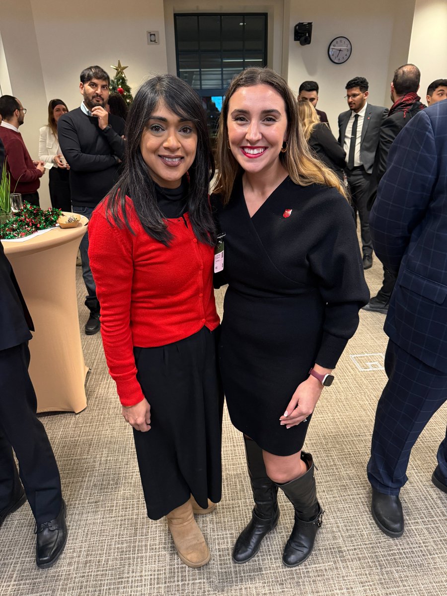 Salvationist's tweet photo. "It was a wonderful celebration that left participants with a greater sense of the Christmas gospel message of hope, peace, joy and love for all Canadians," says Major Rick Zelinsky, director of public affairs. https://t.co/xRKTLdpwIt