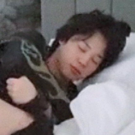 pjmndaiIy's tweet photo. jimin a cute round cloud https://t.co/WiZ2GvtY3E