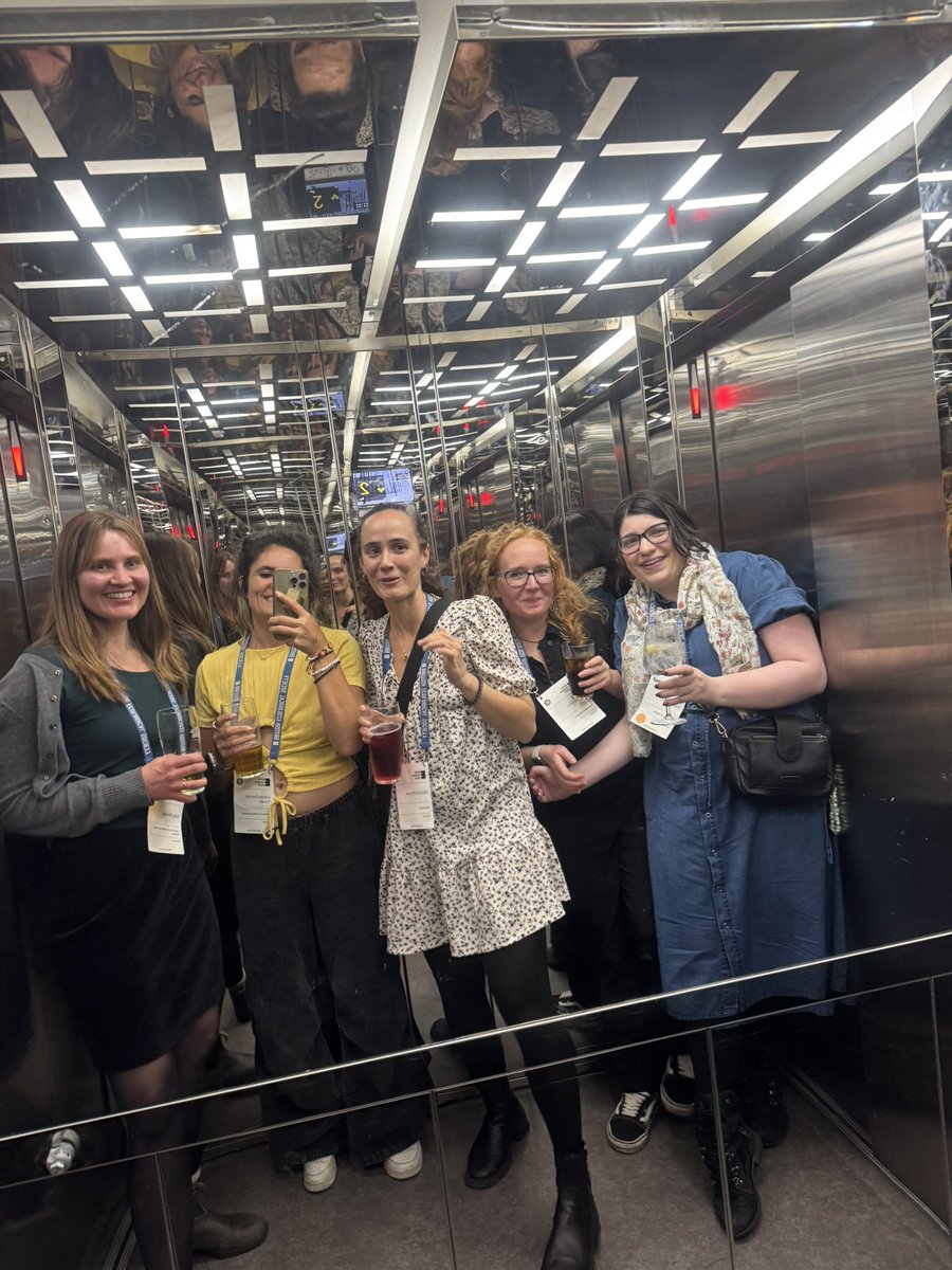 Aurora #LicencedBirdRinger tweet media