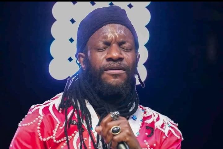 Winky D is a Zimbabwean reggae -dancehall artist popularly known as " Gaffa". His music provides social commentary about Zimbabwean society.  He is also the voice of the voiceless. He has achieved different awards in his music category. 
<a href="/winkydonline/">Winky D</a>