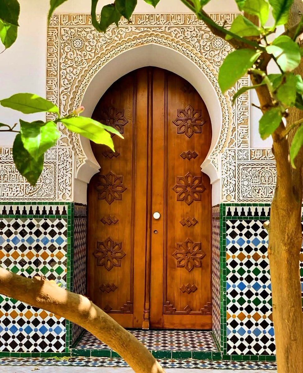 anajah44's tweet image. الصناعة التقليدية في المغرب تاريخ بحد ذاتها 🇲🇦 حفظ الله كل الصناع التقليديين المغاربة الغيورين على بلادنا.♥️
الصناعة التقليدية المغربية.. موروث حضاري  #المعمار_المغربي #مغاربة_العالم #المغرب #المطبخ_المغربي #الزليج