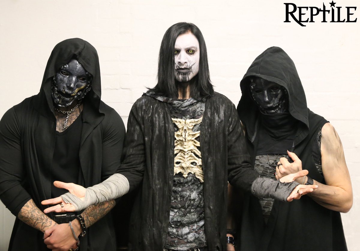 IvanKing777's tweet photo. London! It’s been a hell of a night! 🔥🖤
Thanks to everyone at #Reptile for the hospitality and the warm welcome, we hope to come back soon!

#ivanking #industrial #industrialmetal #goth #gothic #gothicstyle #horrormakeup #gothmodel #gothmen #london #backstage #liveshow https://t.co/fddMWteLXS