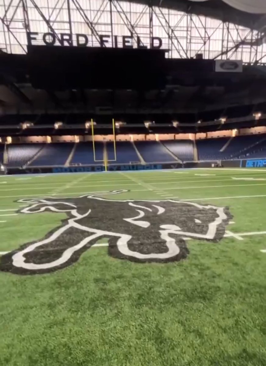 the_det_times's tweet photo. They painted the Lions midfield logo black for the game on Sunday 🔥

#OnePride https://t.co/AajZzmfREA