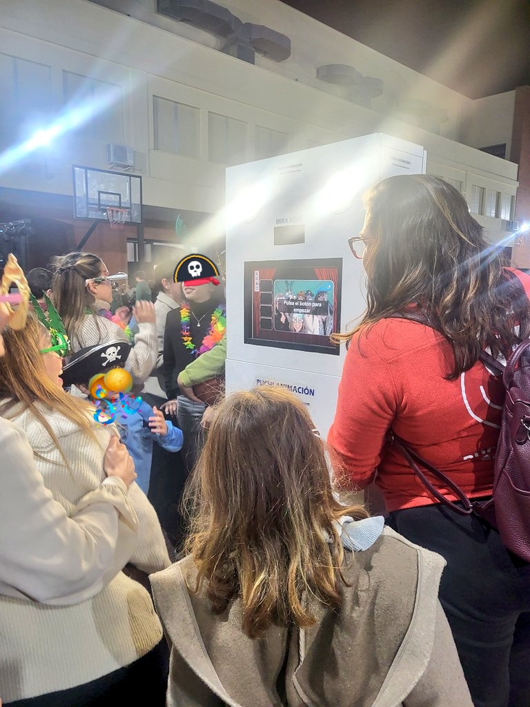 Inmaculada41005's tweet image. Muchas gracias a @SAFAURSEVILLA por su invitación y cariñosa acogida a su celebración de la Navidad.

¡No os falta un detalle!.