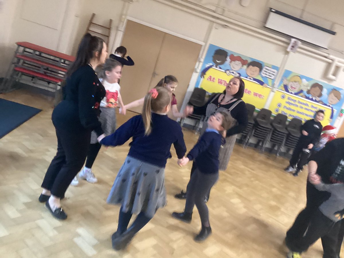 Class 15 tweet media