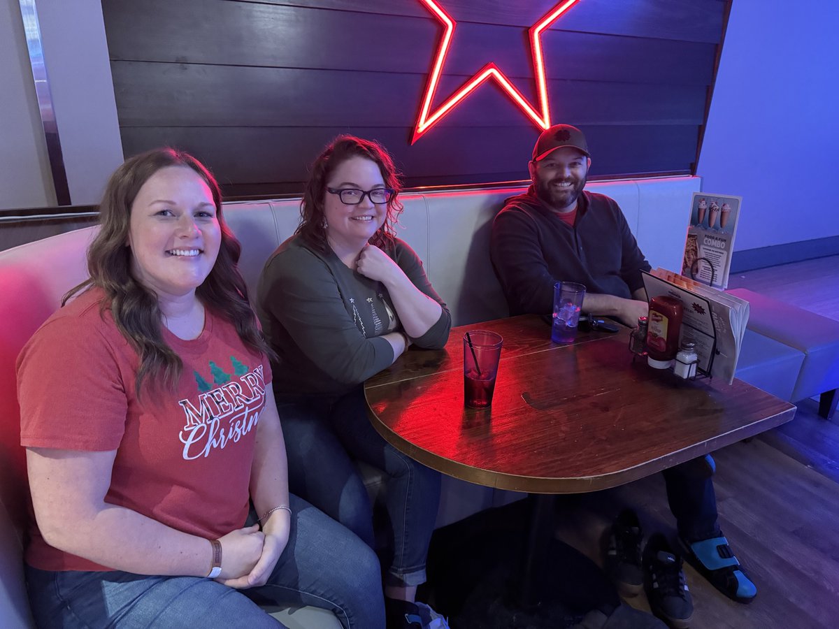 SyKloneInt's tweet photo. Holiday Spirit at Sy-Klone 🍕🥗🎄

Yesterday the Sy-Klone team got together for a fun-filled afternoon of games, food, and prizes. It was a great time hanging out and enjoying each others company. Congrats to all who won prizes from the raffle 🎁

#SyKlone #HolidaySpirit #Team https://t.co/NiMQsxL23C
