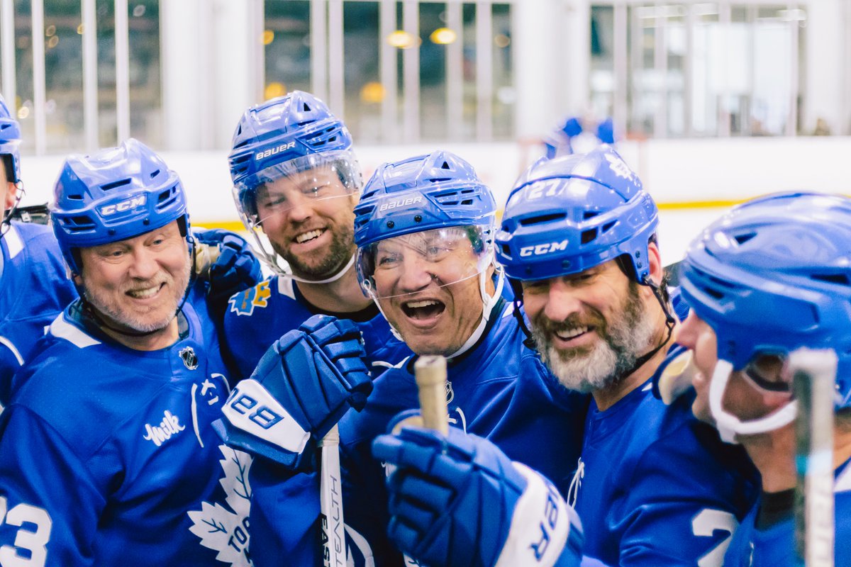 LeafsAlumni's tweet photo. That Friday feeling with your buds! 😁

📷: Brandon Santos

#LeafsForever #leafs #leafsnation #mapleleafs #mapleleafsalumni #maple #toronto #canada #nhl #nhlhockey #puck #pucklife #hockeypuck #blue #white #kyper #corson #giller https://t.co/ZDRZJxRvWr