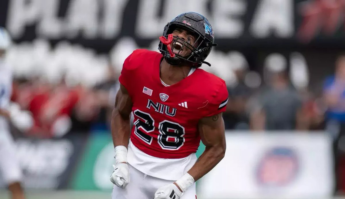 Neveah Sanders' story:
- committed to Siena Heights as a WR
- walked-on at Youngstown State
- Took a semester off to work and pay for school
- Iowa Western 
- walked on at NIU initially
- commits to Mississippi State today

"I value what I went through."

247sports.com/article/from-n…