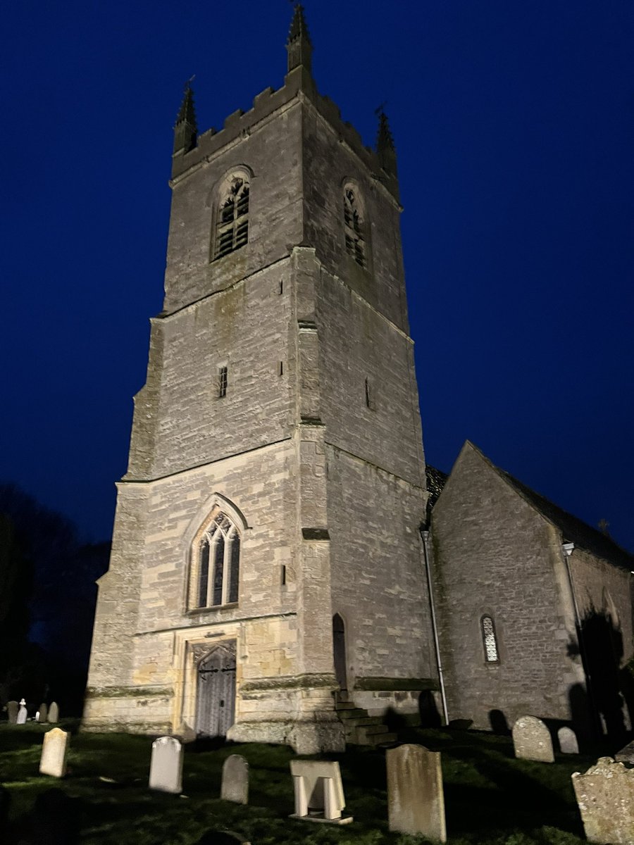 Emily Gee tweet media