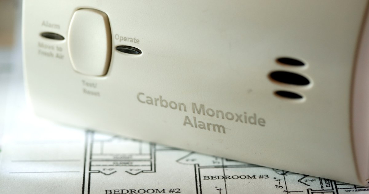 This holiday season, prioritize safety for your loved ones! Hundreds of people in the US are affected by unintentional exposure to carbon monoxide (CO). The good news is that it's completely preventable.

See the #data &amp; learn how to protect your family: bit.ly/TrackingCO