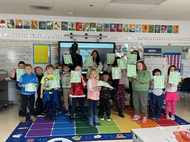 1st Graders at Hawthorne partnering with our ALHS Reach students!