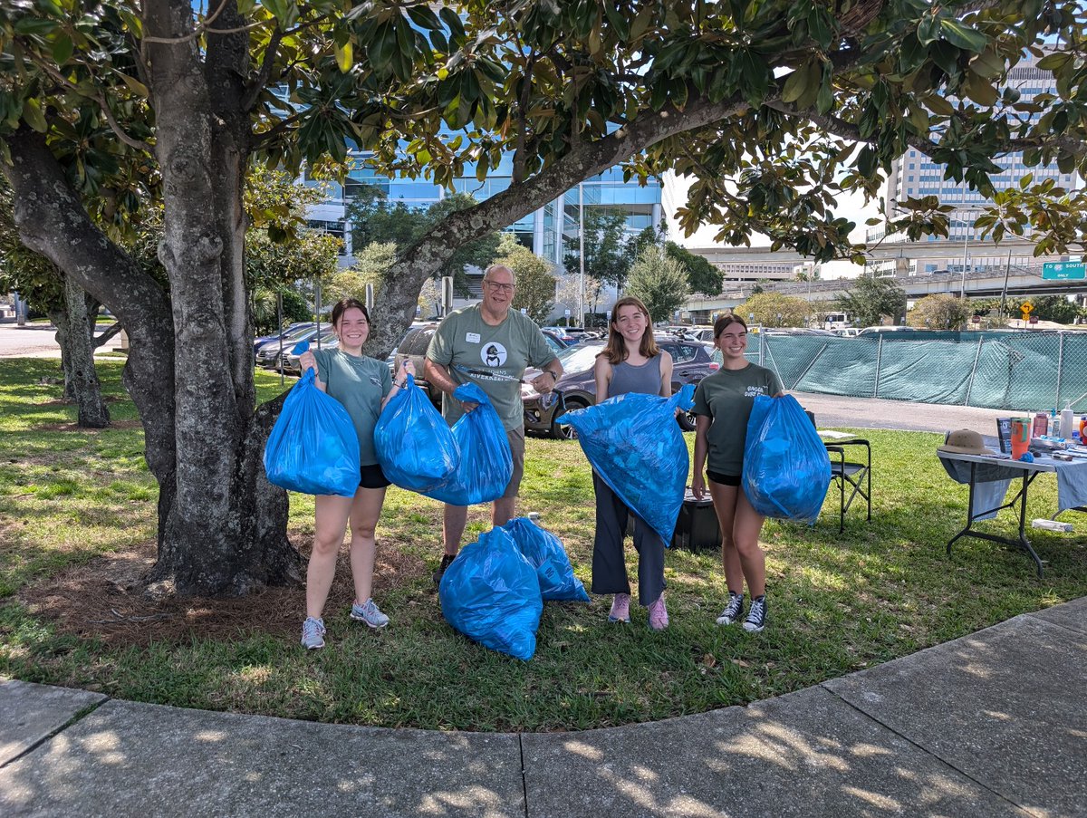 We'd like to recognize Pete Miller, our 2024 Volunteer of the Year! Pete has racked up more than 30 hours this year. He can always be relied upon to go above &amp; beyond expectations. He is the best example of how AWESOME our volunteers are! Thank you Pete! stjohnsriverkeeper.org/2024-volunteer…