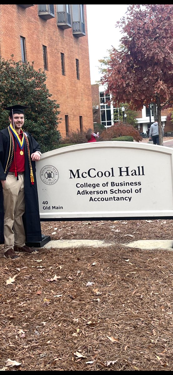 spaul3194's tweet photo. Big day for @CollPaul. We are very proud of you. https://t.co/jSVM7mfvb2