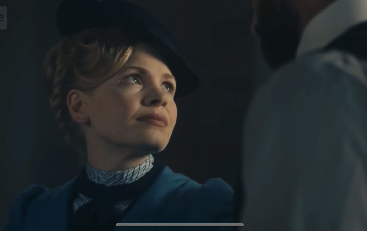 BintRowsa's tweet photo. Does eye banging count?
#Elliam
#MissScarletAndHerDuke
cc:Not mine https://t.co/MGkT54sDSn